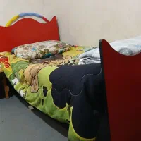 تخت و کمد ست کودک|تخت و سرویس خواب|رشت, سعدی (تختی)|دیوار