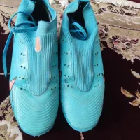 کفش فوتبال سالنی و چمن سایز 38 تا 40|کیف، کفش، کمربند|شیراز, شهرک گلستان|دیوار