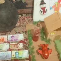 تعدادی اسباب بازی جمله۱۰۰ت|اسباب‌‌بازی|شیراز, سلطان آباد|دیوار