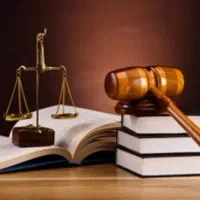 وکیل پایه یک دادگستری ( 24ساعته پاسخگو)