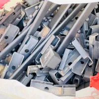 ویترین مغازه +سه عدد مانکن