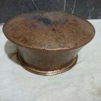 دیگچه مسی|کلکسیون اشیاء عتیقه|تربت جام, پاسداران|دیوار