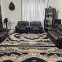 مبل ۷نفره چرم و ویترین چوبی