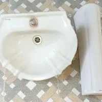 روشویی و کاسه تولت