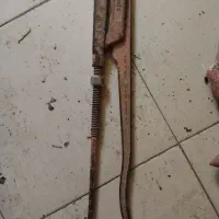 یک عدد اچار شلاقی بزرگ لوله گیر