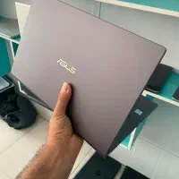 لپتاپ ASUS i5 8265u