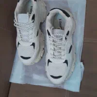 کفش کتانی|کیف، کفش، کمربند|فردیس, فرامرزیه|دیوار