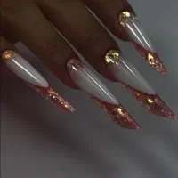 آموزش وخدمات کاشت ناخن با۲مدرک+کراتین ورنگ+مژه+تتو|خدمات آرایشگری و زیبایی|شیراز, معالی‌آباد|دیوار