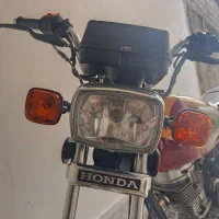 هوندا ۱۲۵ استارتی سنددار