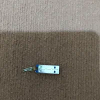 یک عدد فلش werity 32 گیگ