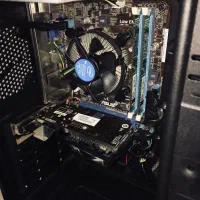 کامپیوتر و مانیتور