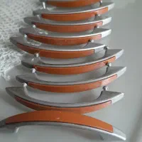 هود زیر کابینتی بیمکث و تعدای دستگیره کابینت|اجاق گاز و لوازم برقی پخت‌وپز|کرج, فاز ۱ مهرشهر|دیوار