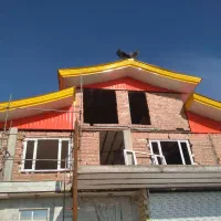 اجرای شیروانی با ورق گالوانیزه و پلی کربنات