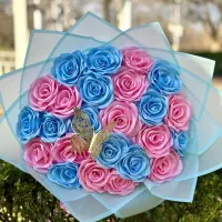 باکس و دسته گل(هدیه روز زن و مادر)