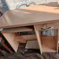 میز تحریر با صندلی جک دار بدون هیچ ایرادی