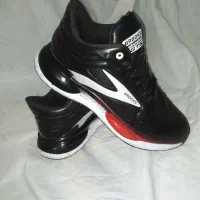 کفش اسپرت BROOKS