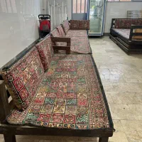 فروش فوری تخت سفره خانه،یخچال کبابی،وسایل رستوران
