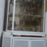 بوفه یا ویترین الومینیومی