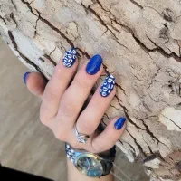 کاشت ناخن و کاشت مژه