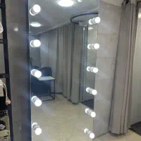 اینه قدی چراغ دار