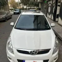 هیوندای i20