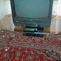 تلویزیون ۲۱ اینچی «تماشا»و گیرندهٔ دیجیتالی ایرانی|تلویزیون و پروژکتور|کرج, کوی زنبق|دیوار