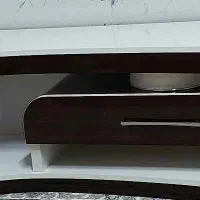 میز تلوزیون