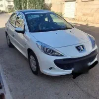 207 سقف شیشه ۱۴۰۵
