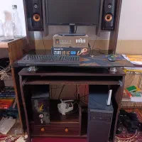 میز تحریر و میز کامپیوتر قیمت مناسب و تمیز