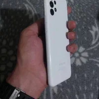 سامسونگ A13 در حد بدون یه نقطه خط و خش