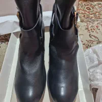 نیم بوت زنانه سایز ۳۹  چرم گاوی