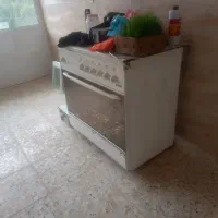 گاز پنج شعله فر دار در حد نو و سالم جای تخفیف|اجاق گاز و لوازم برقی پخت‌وپز|بابل, |دیوار