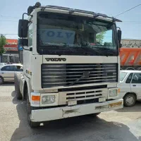 کشنده ولوو اف ۱۲ F12