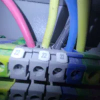 برقکار ماهر و نیمه ماهر