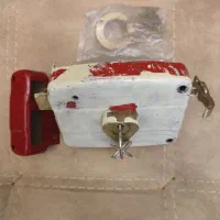 قفل درب حیاط
