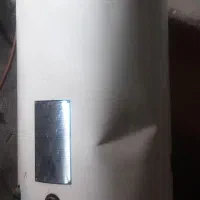 آبگرمکن بزرگ آبگرمکن بزرگ و سالم