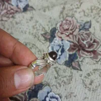 انگشتر نقره دست دلبر