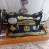 تلویزیون قدیمی کمدی و میز تلفن و چرخ خیاطی قدیمی|کلکسیون اشیاء عتیقه|تربت‌حیدریه, منظر|دیوار