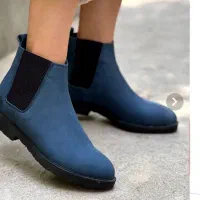 بوت سایز ۴۰ مشکی