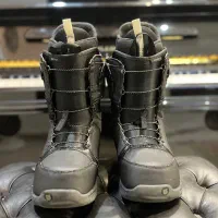 بوت اسنوبرد برتونburton