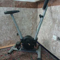 دوچرخه ثابت ورزشی