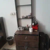 تخت خواب فقط شیشه میز آرایشی شکسته|تخت و سرویس خواب|جیرفت, |دیوار