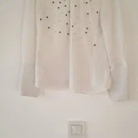 شومیز کرپ حریر سفید مروارید و سنگ دوزی سایز۳۶تا۴۰