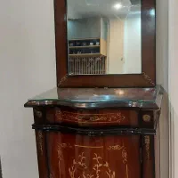 آینه و کنسول