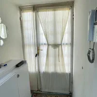 درب ورودی ویلایی اهن با شیشه و قفل و کیلد