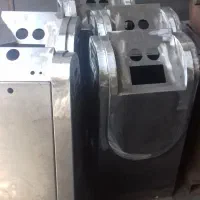 به تعدادی جوشکار Co2کارگر ساده با حقوق بالا