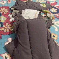آغوشی|کفش و لباس بچه|شاهین دژ, |دیوار