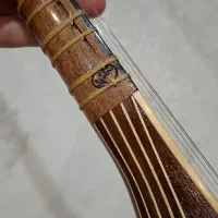 سه تار حرفه ای بوریایی|سازهای سنتی|رباطکریم, رباطکریم|دیوار