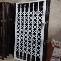 حفاظ.درب آکاردیونی.میله ای رنگ استاتیک