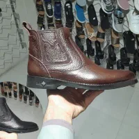 نیم بوت چرم تقریباً ثلث قیمت بازار